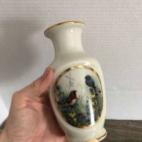 1995 Summer Interlude Vase by Lenox - Picture 2 of 14